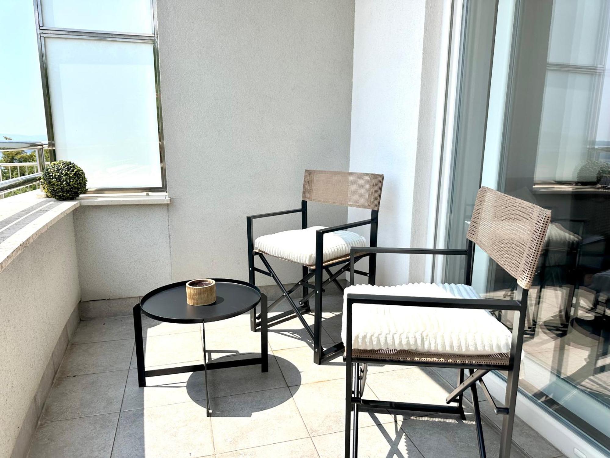 The View Apartment With Pool - Crikvenica Exterior photo