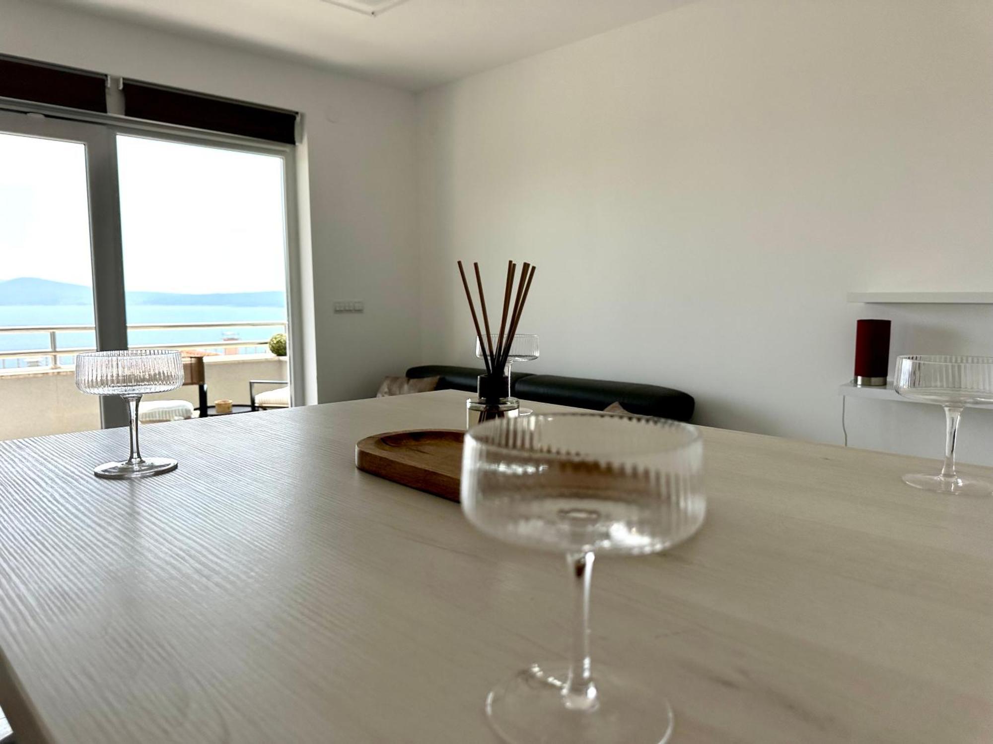The View Apartment With Pool - Crikvenica Exterior photo